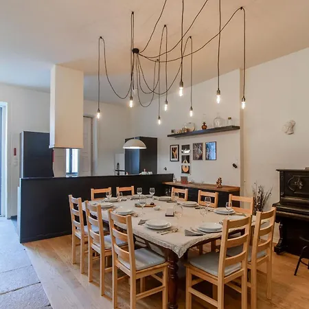 Music Shell By Lovelystay * 波尔图